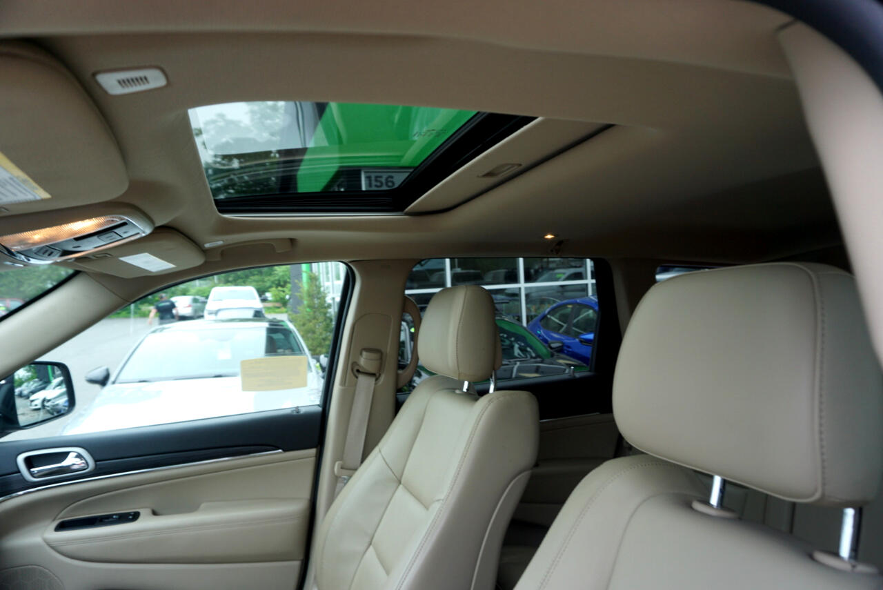 Vehicle image 17 of 30