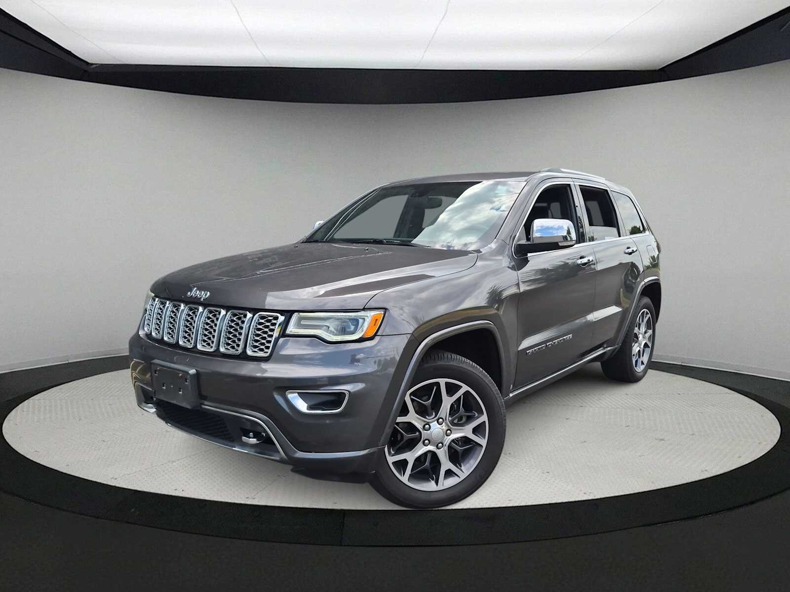 2020 Jeep Grand Cherokee Overland Image 2 of 31