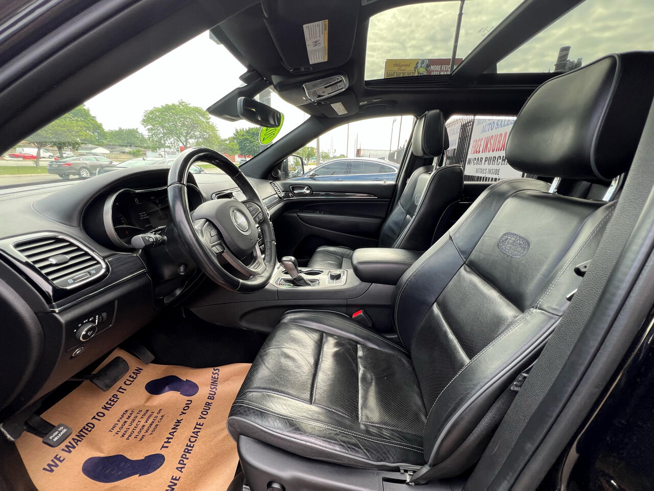 Vehicle image 13 of 42