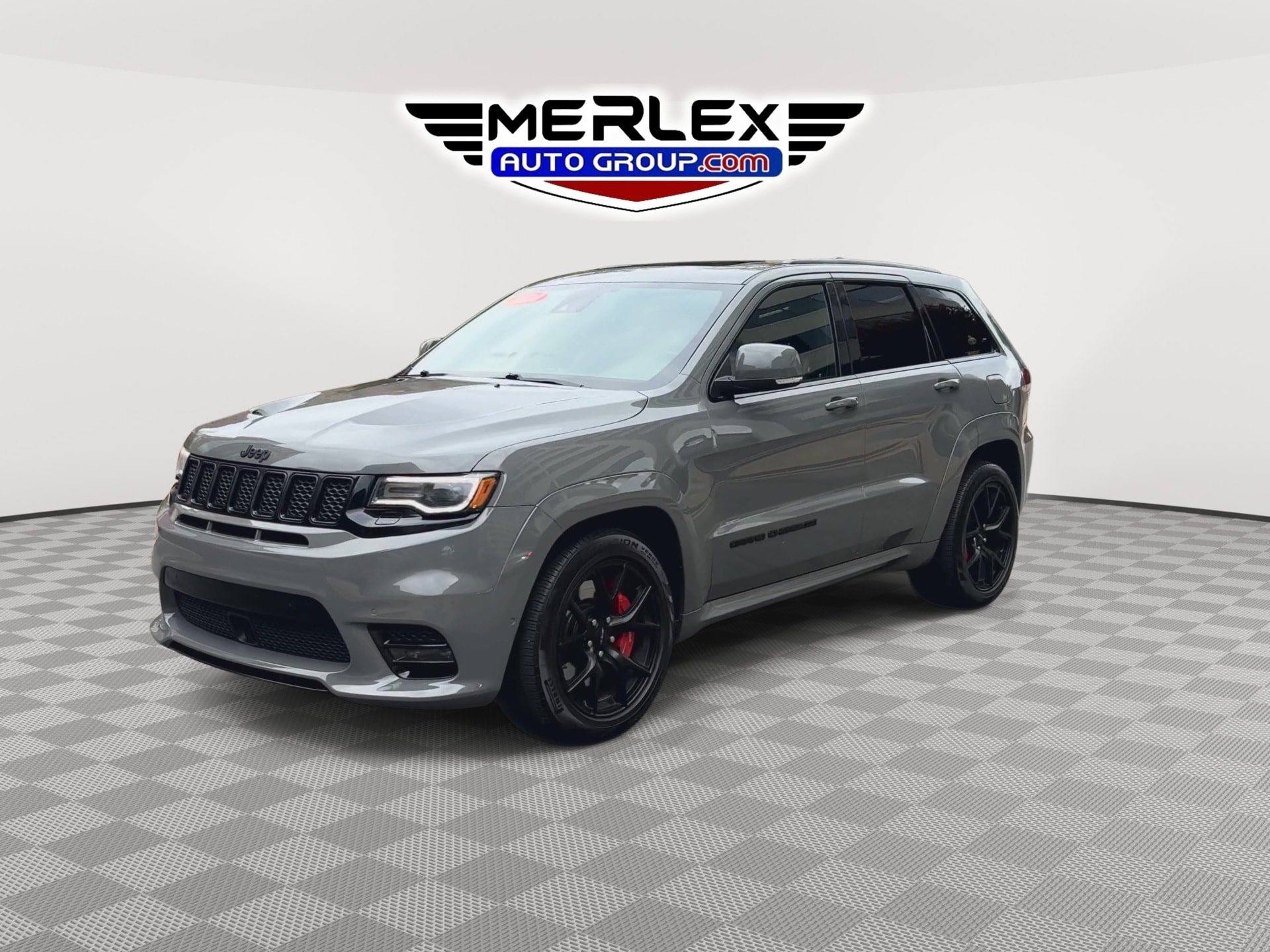 2020 Jeep Grand Cherokee SRT Image 1 of 31