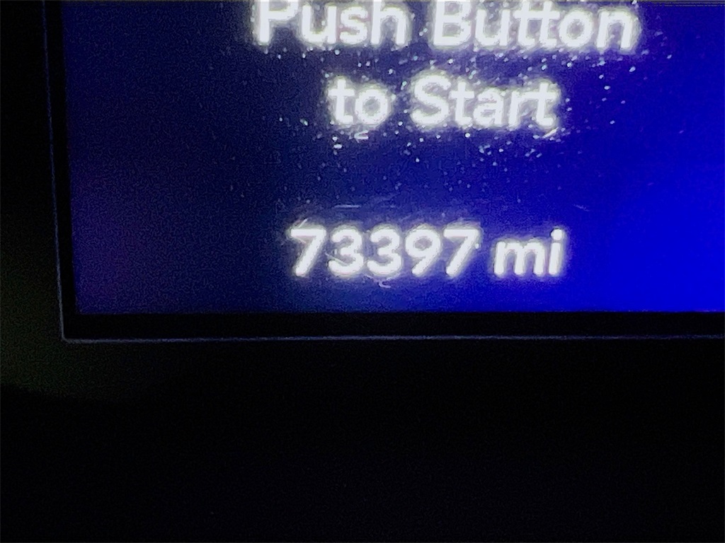Vehicle image 22 of 34