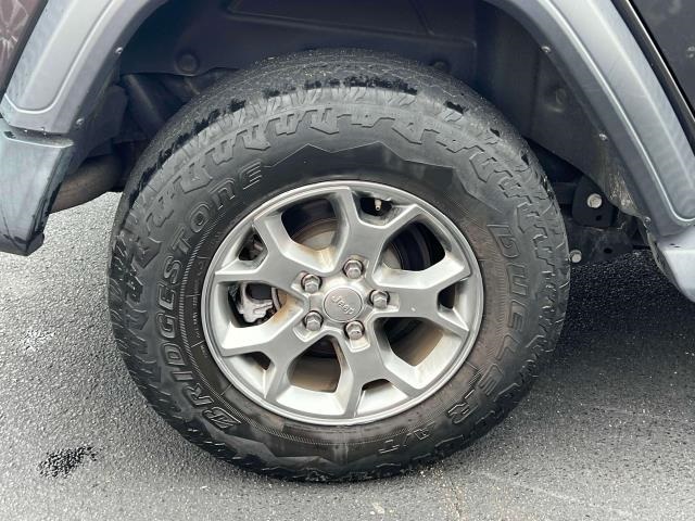 Vehicle image 6 of 34