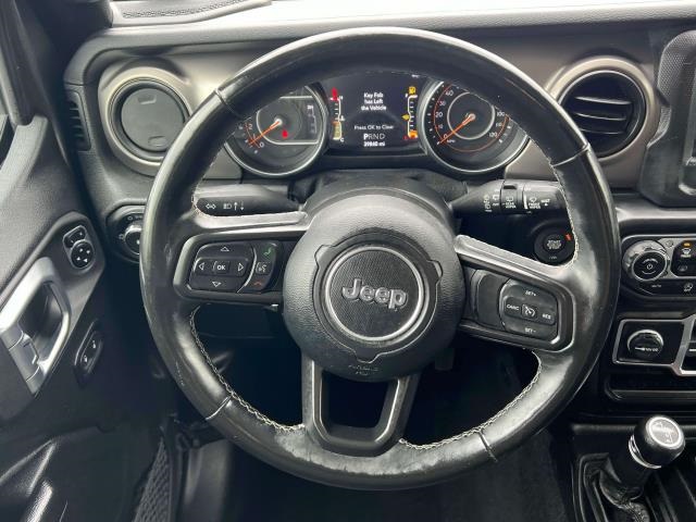 Vehicle image 9 of 34