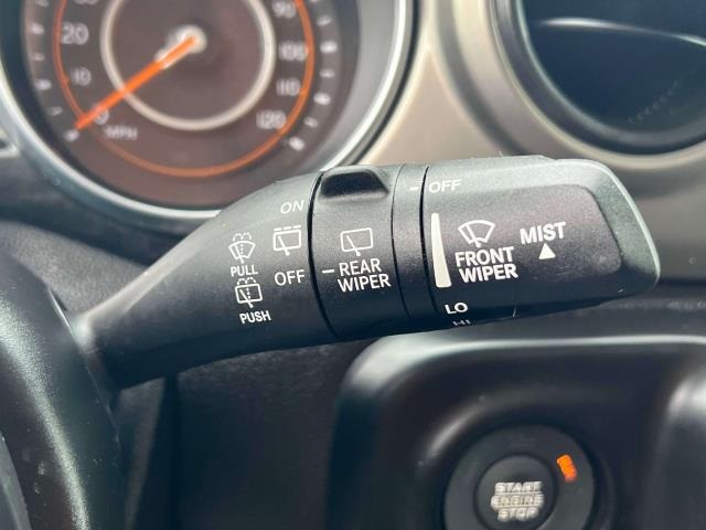 Vehicle image 28 of 34