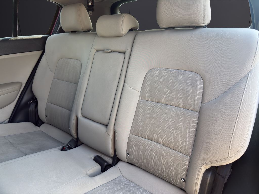 Vehicle image 8 of 15