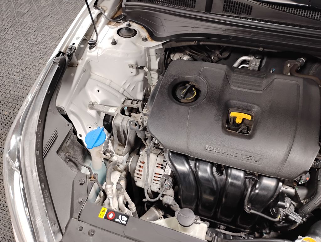 Vehicle image 11 of 37