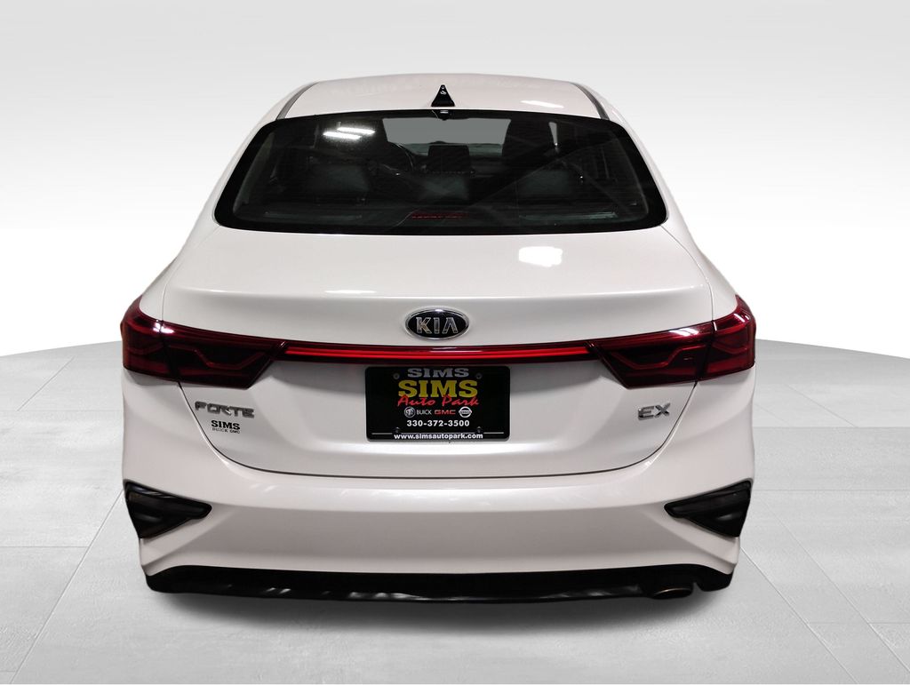Vehicle image 6 of 37