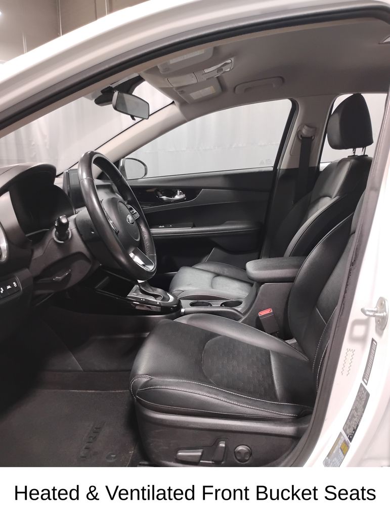 Vehicle image 34 of 37
