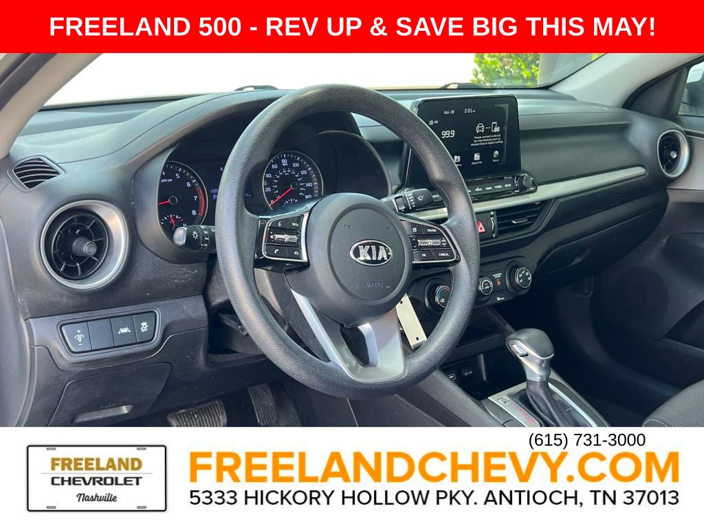 Vehicle image 15 of 22
