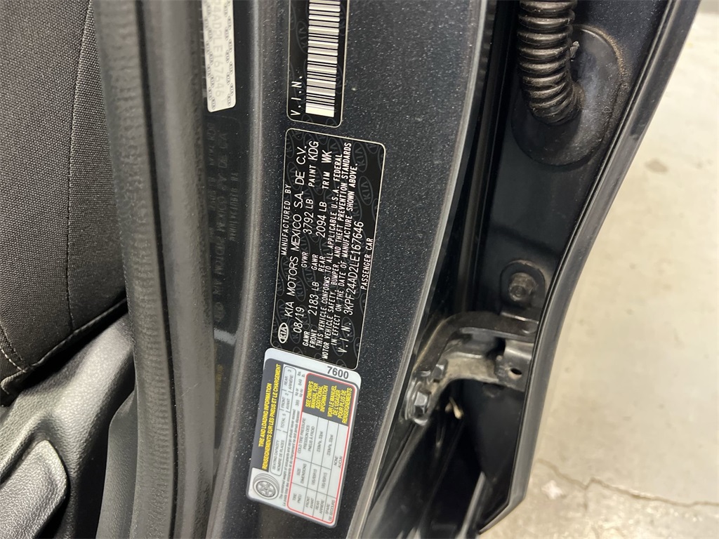 Vehicle image 29 of 30