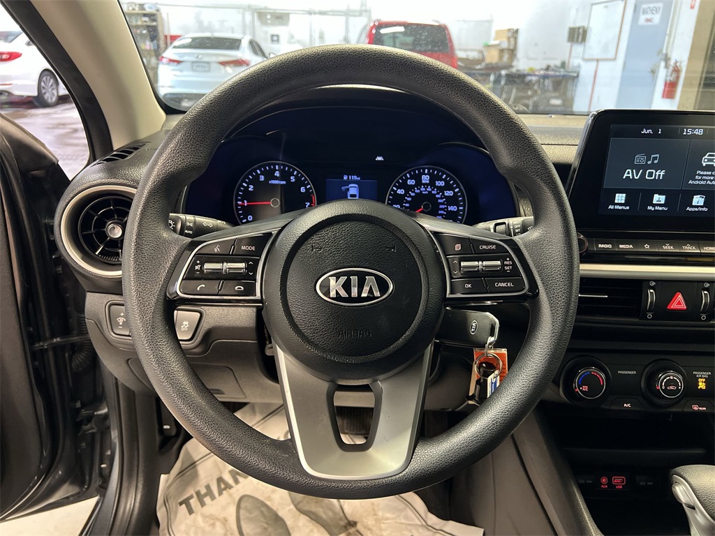 Vehicle image 12 of 30