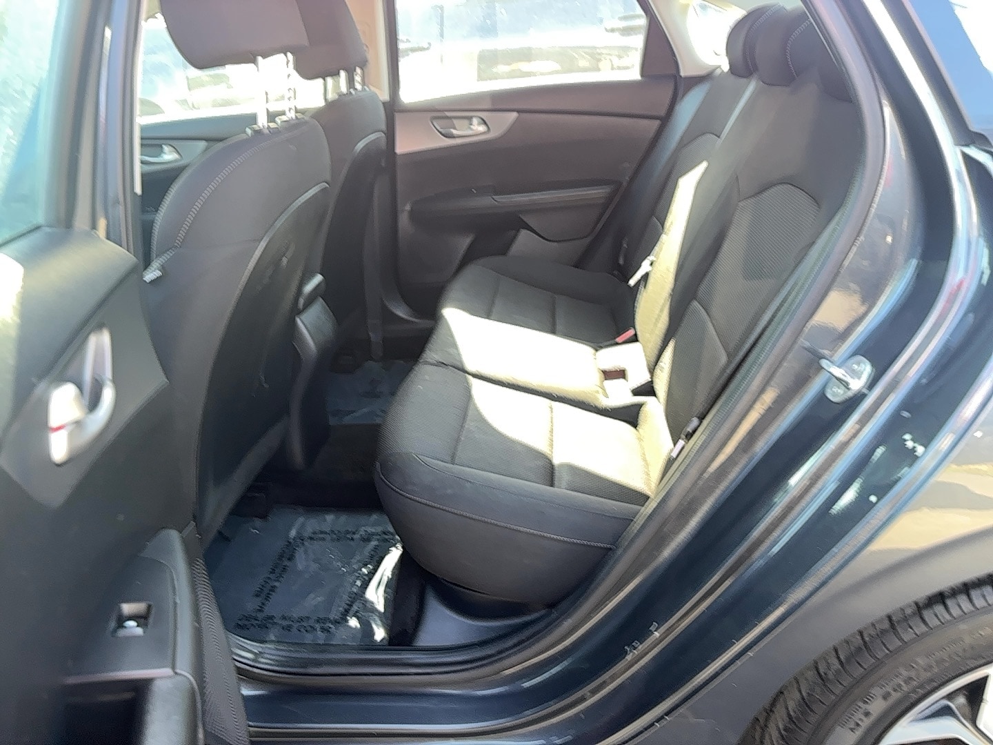 Vehicle image 8 of 9