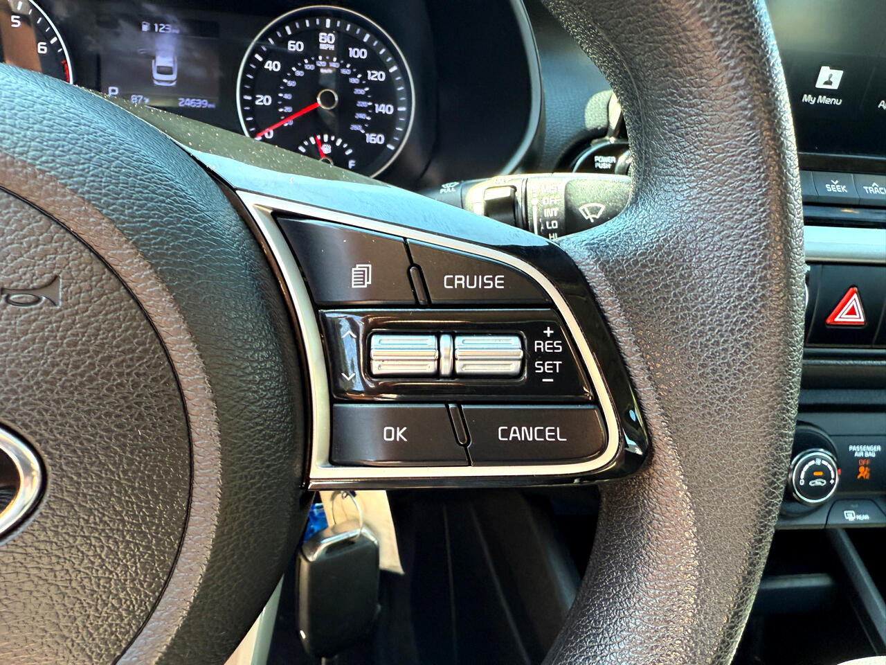Vehicle image 20 of 24