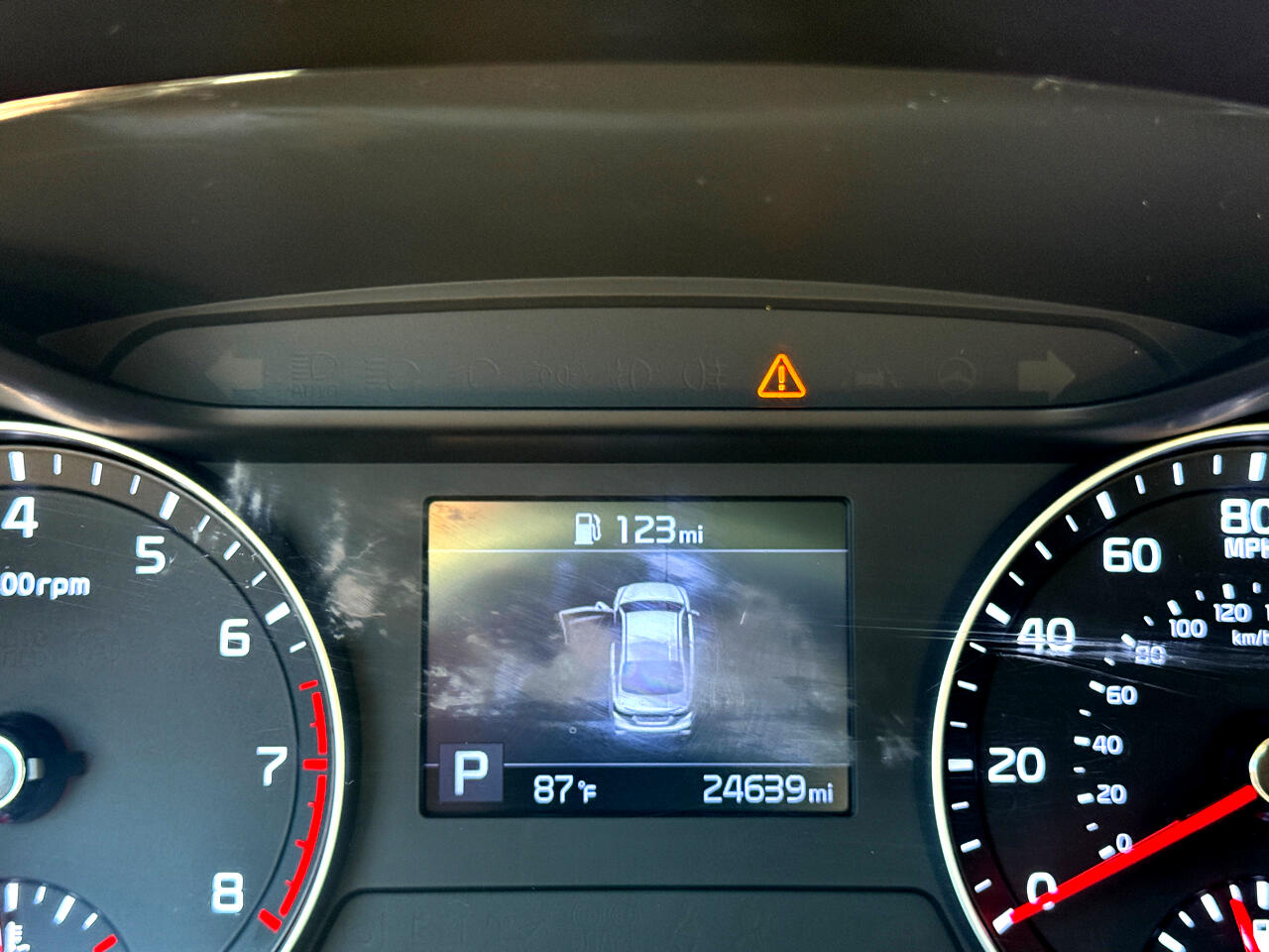 Vehicle image 23 of 24
