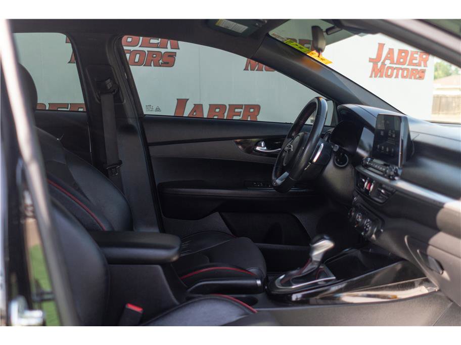 Vehicle image 36 of 42