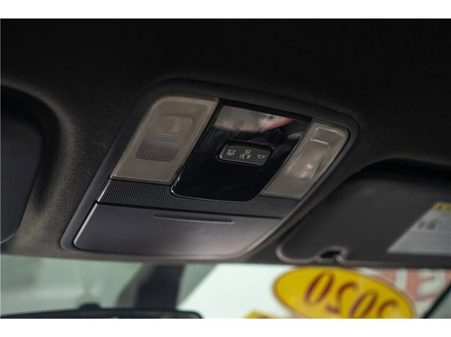 Vehicle image 23 of 42