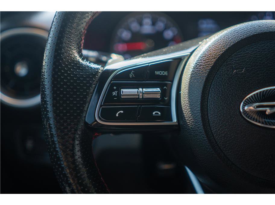 Vehicle image 12 of 42