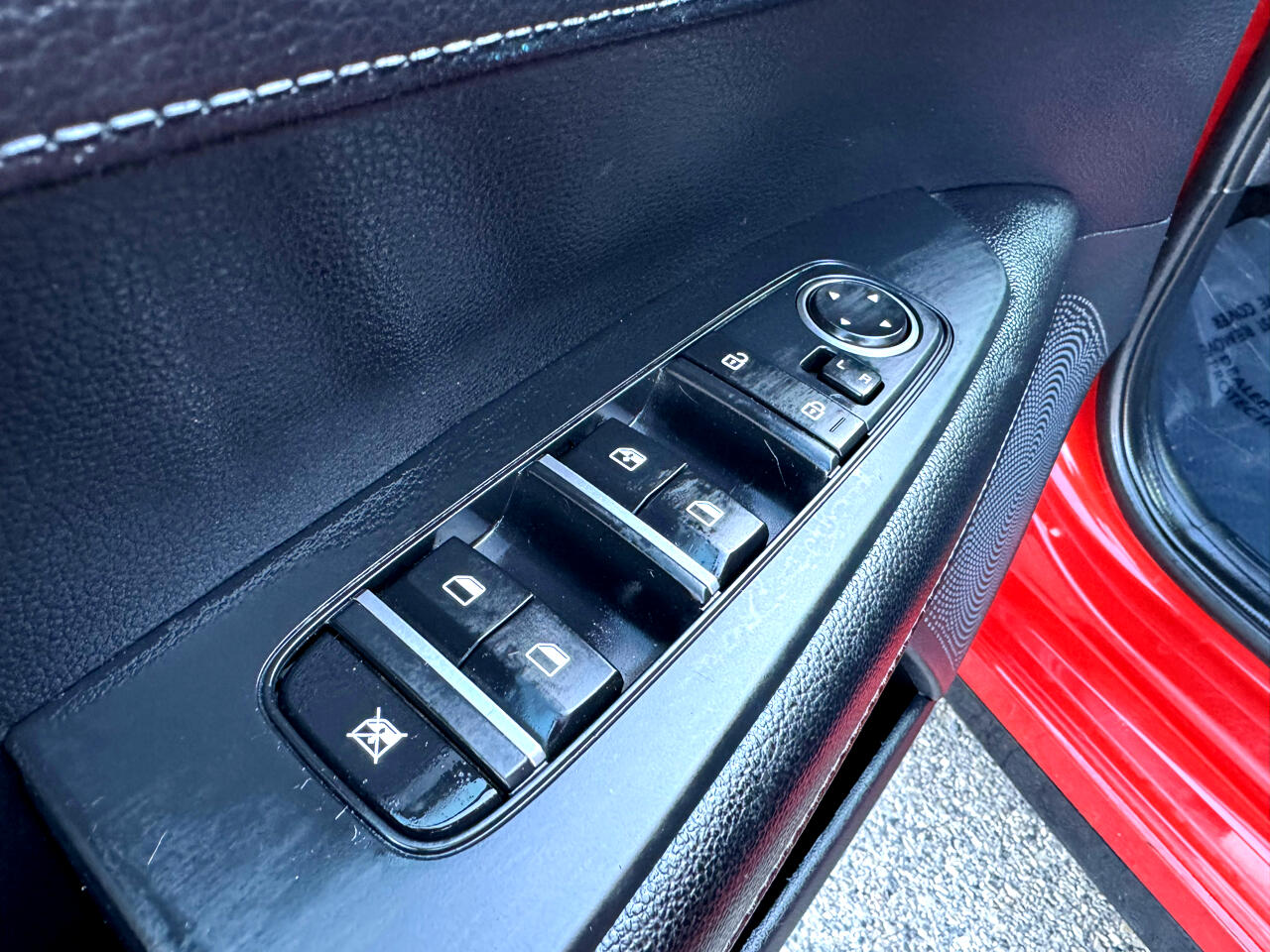 Vehicle image 21 of 50