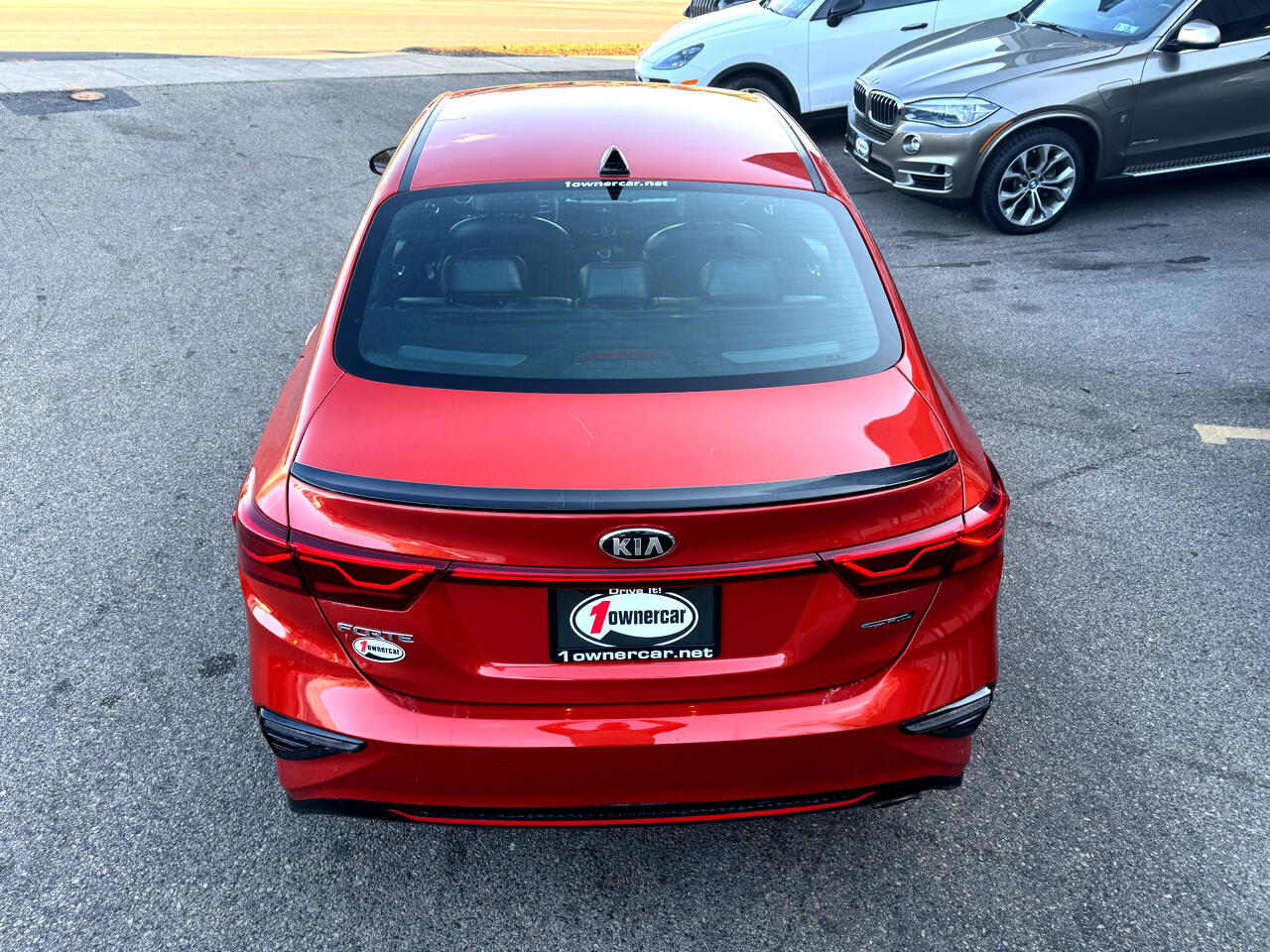 Vehicle image 17 of 50