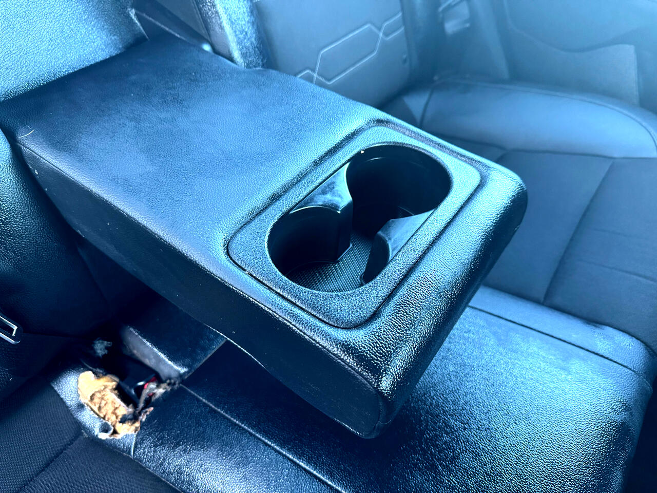 Vehicle image 35 of 50