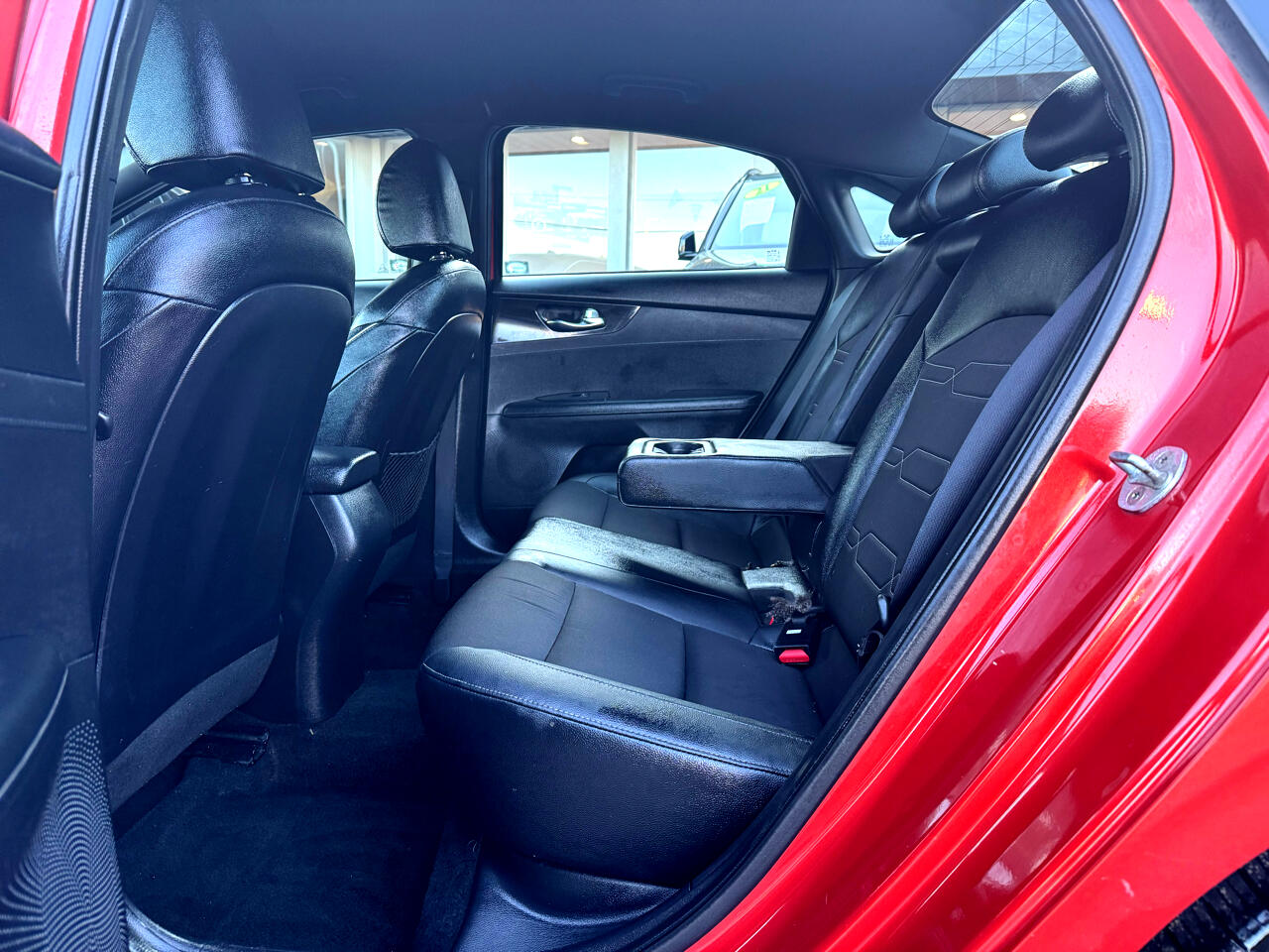 Vehicle image 25 of 50