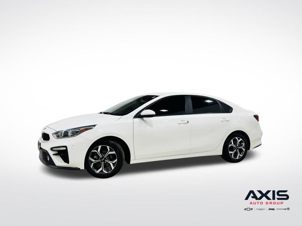 2020 Kia Forte LXS Image 2 of 36