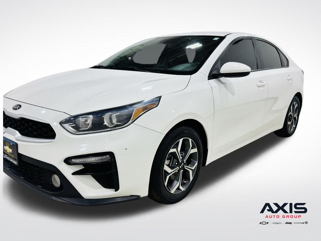 2020 Kia Forte LXS Image 3 of 36