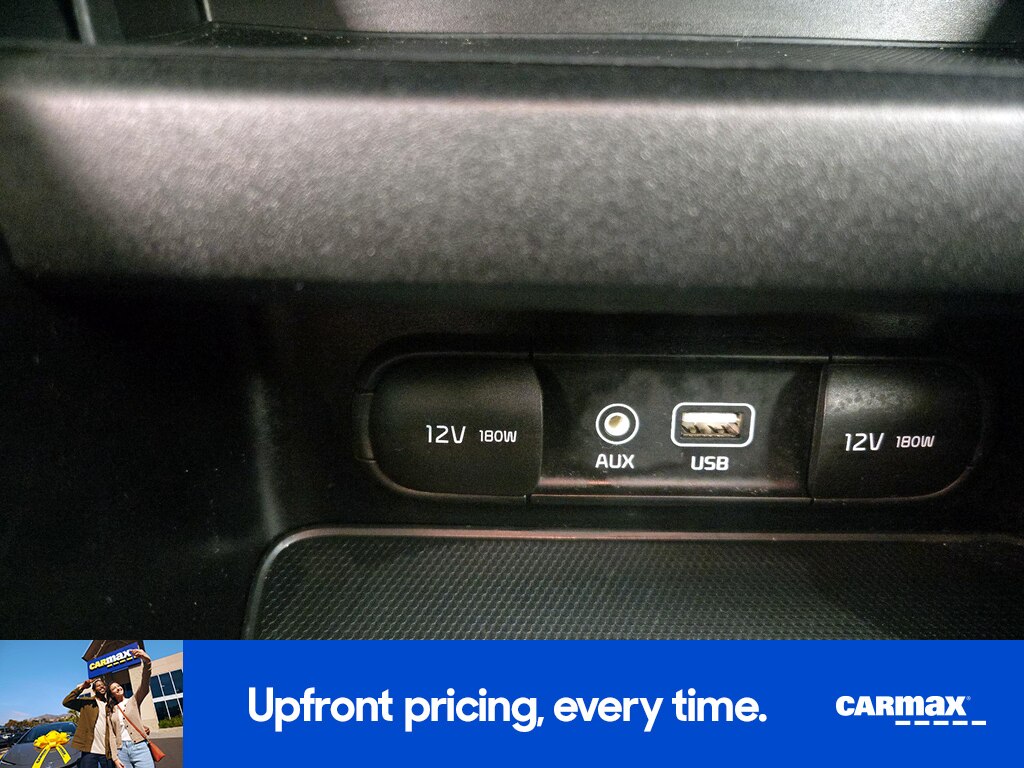 2020 Kia Forte LXS Image 23 of 25