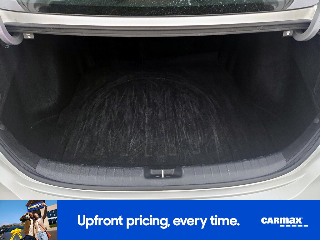 2020 Kia Forte LXS Image 10 of 25