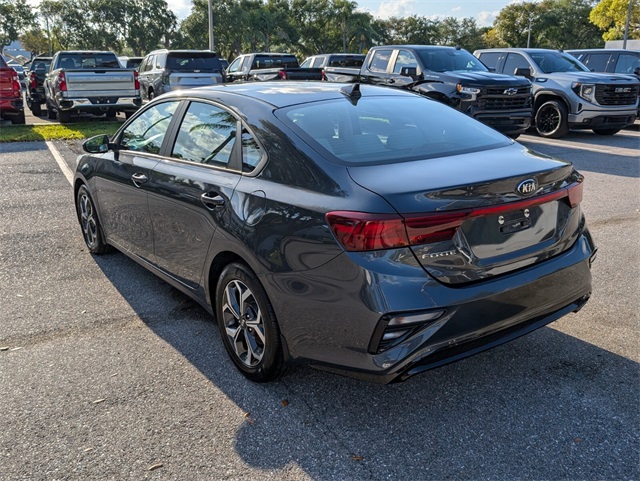 Vehicle image 7 of 29