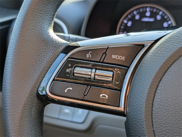 Vehicle image 28 of 29
