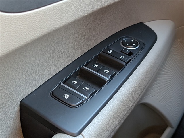Vehicle image 29 of 29