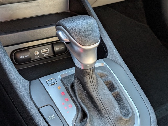 Vehicle image 26 of 29