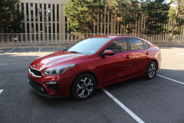 2020 Kia Forte LXS Image 1 of 36