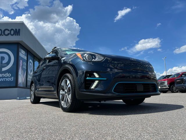 Vehicle image 4 of 59