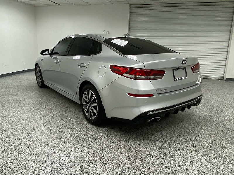 Vehicle image 8 of 26