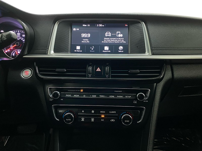 Vehicle image 13 of 26