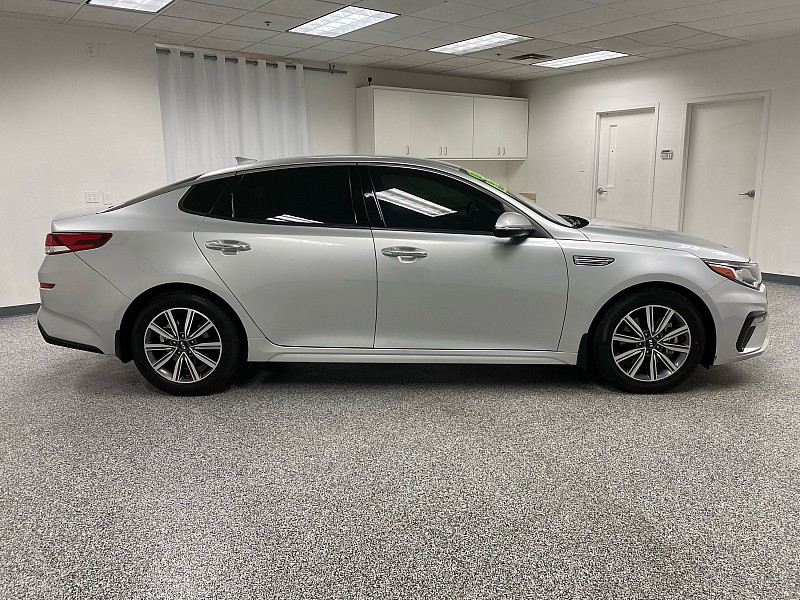 Vehicle image 7 of 26