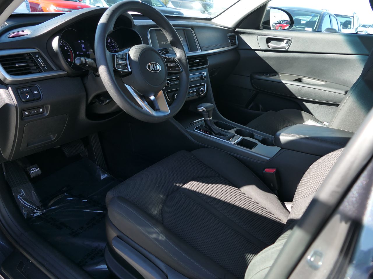 2020 Kia Optima LX Image 28 of 29