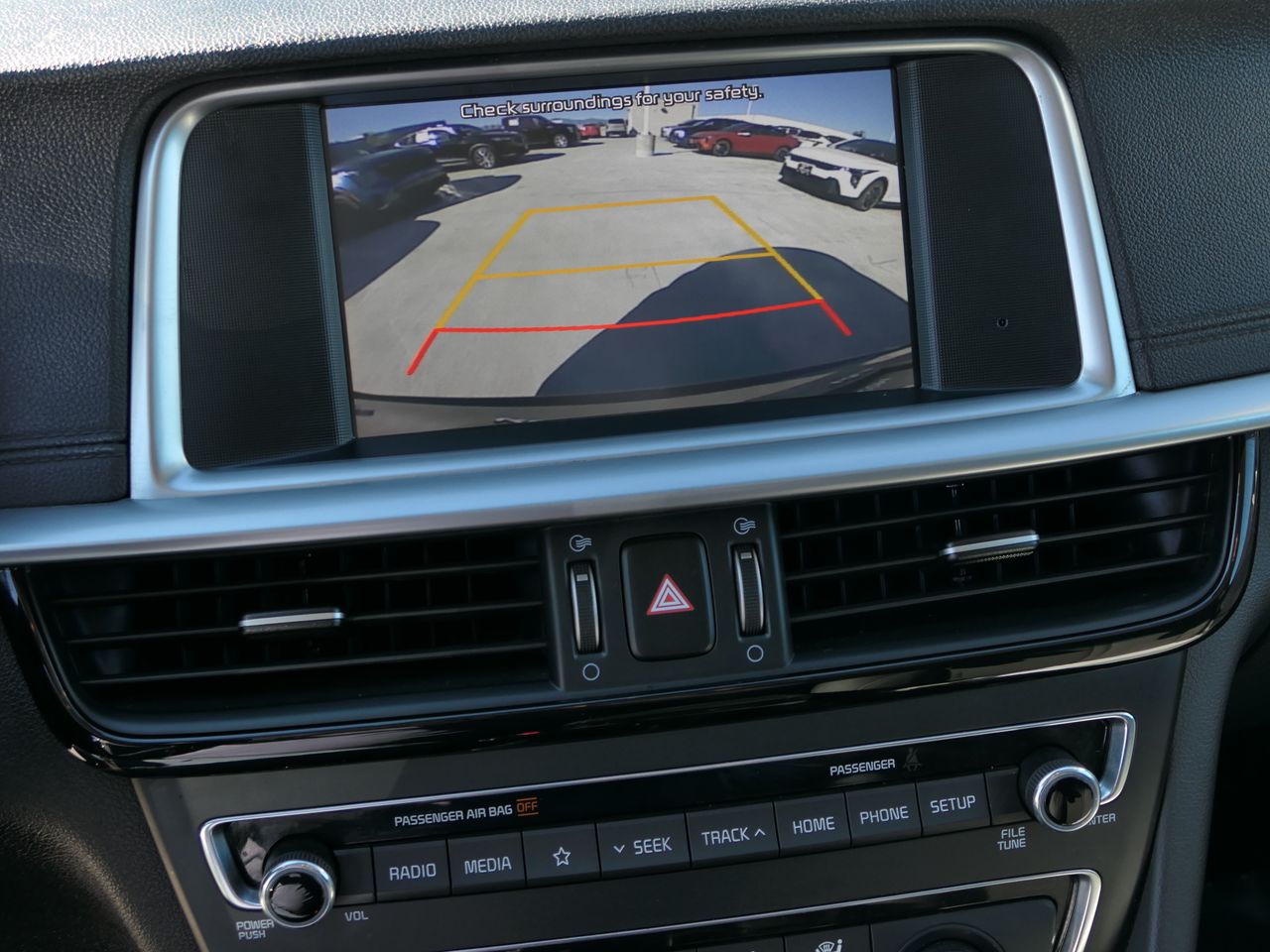 2020 Kia Optima LX Image 17 of 29