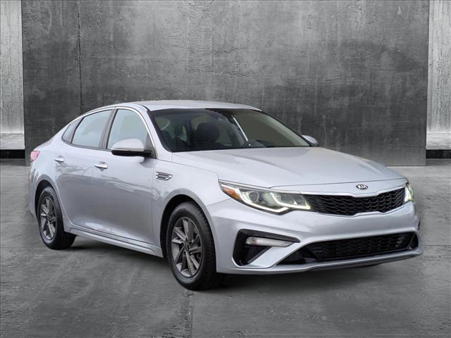 Vehicle image 6 of 26