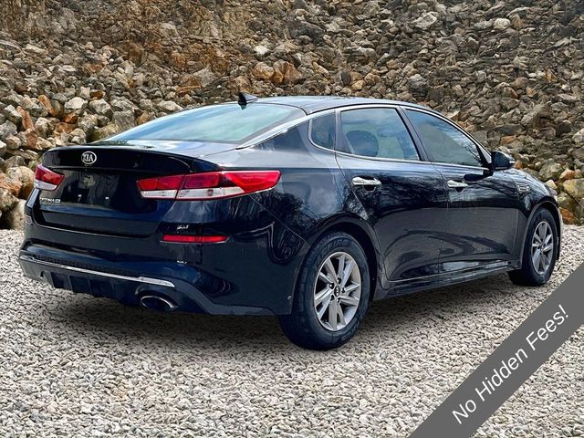 2020 Kia Optima LX Image 3 of 25