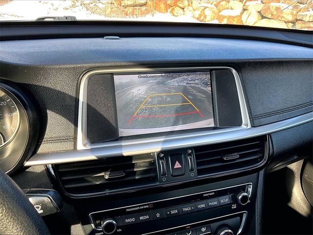 2020 Kia Optima LX Image 17 of 28