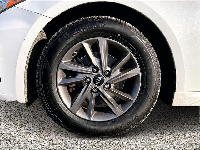 2020 Kia Optima LX Image 7 of 28