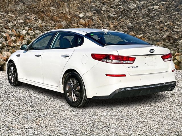 2020 Kia Optima LX Image 6 of 28