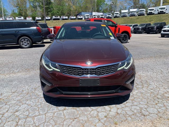 2020 Kia Optima LX Image 2 of 42