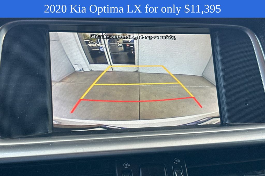 Vehicle image 21 of 29