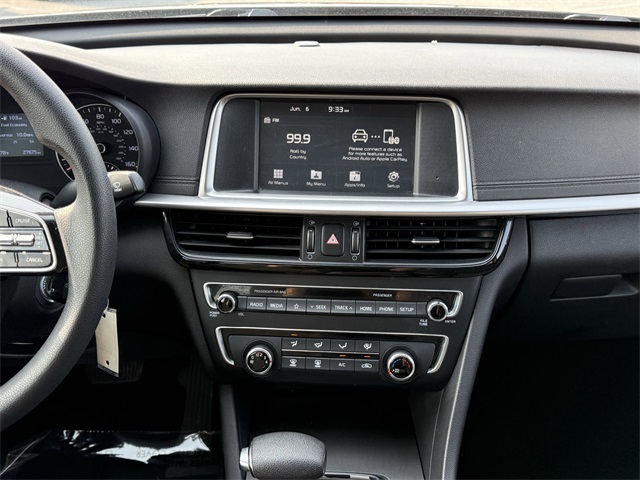 Vehicle image 16 of 24