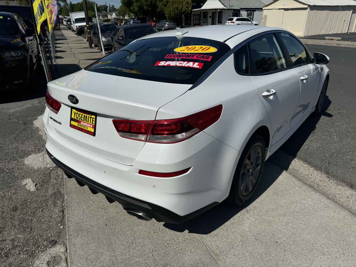 Vehicle image 5 of 16