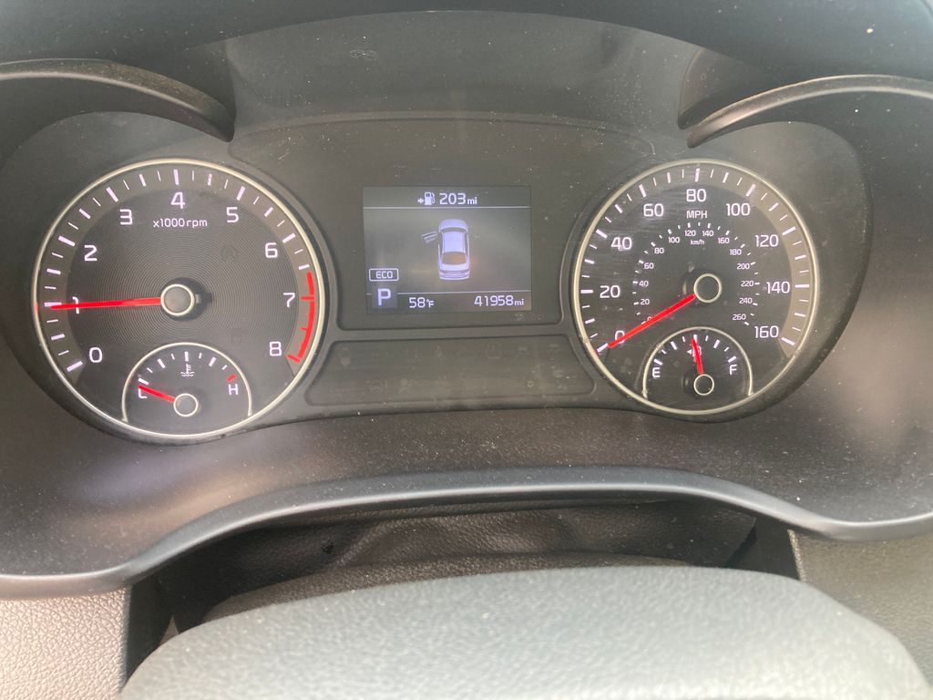 Vehicle image 19 of 37